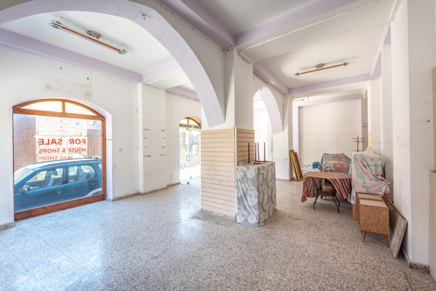 Polis, Polis Shop For Sale | 2624