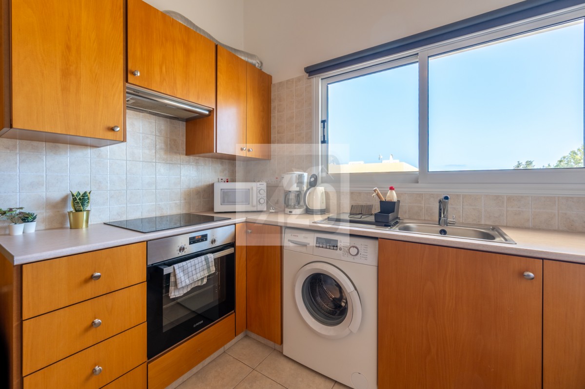 Polis, Polis Studio For Sale | 3085