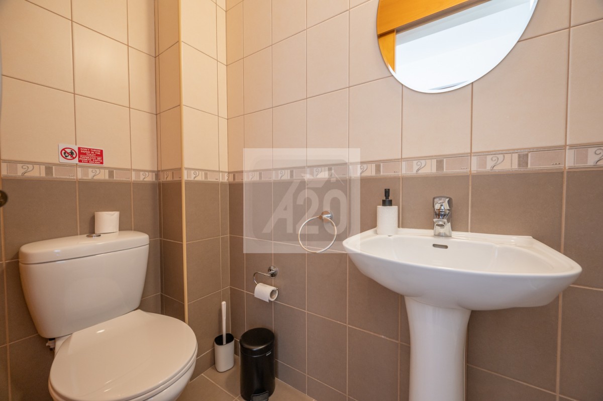 Polis, Polis Studio For Sale | 3085