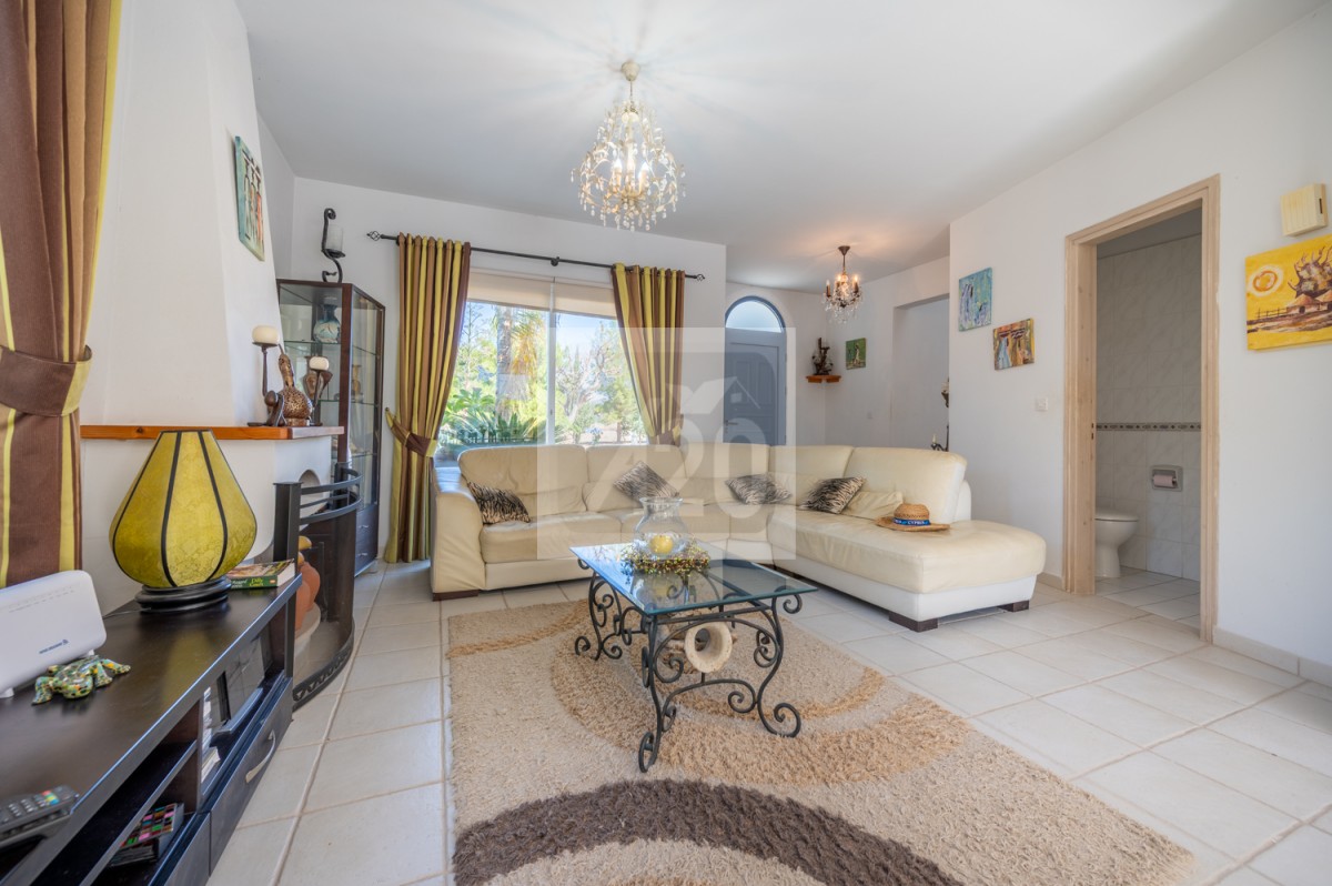 Polis, Polis Detached Villa For Sale | 3097