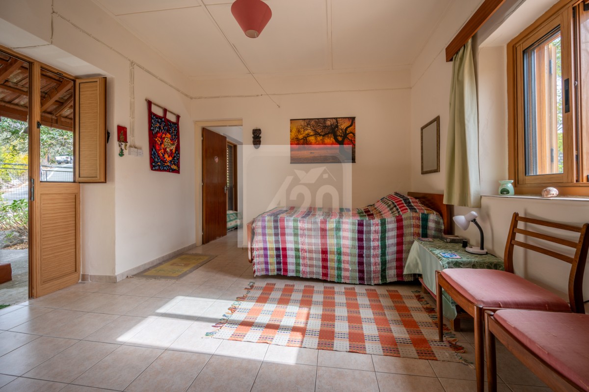 Milia, Polis Bungalow For Sale | 3098