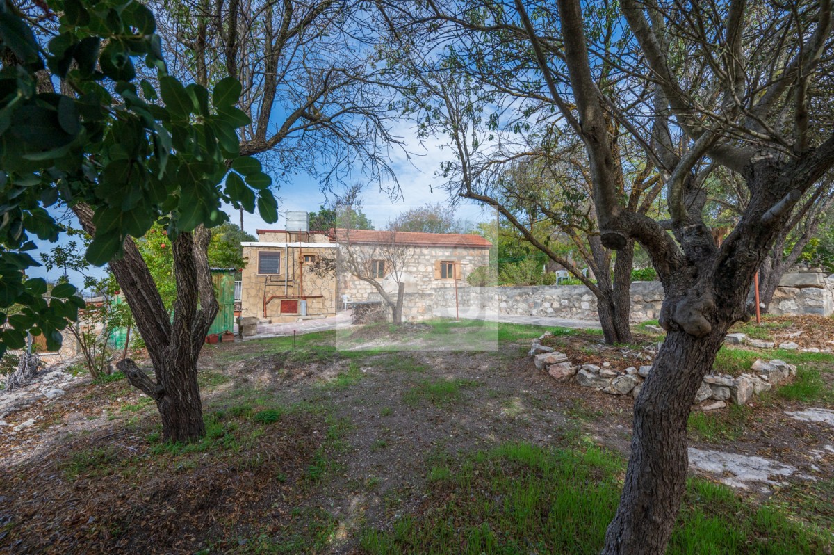 Milia, Polis Bungalow For Sale | 3098