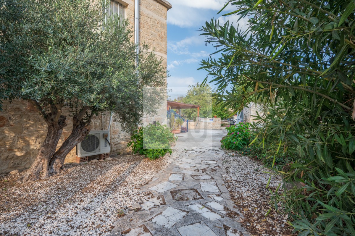 Arodes, Polis Semi Detached Villa For Sale | 3102