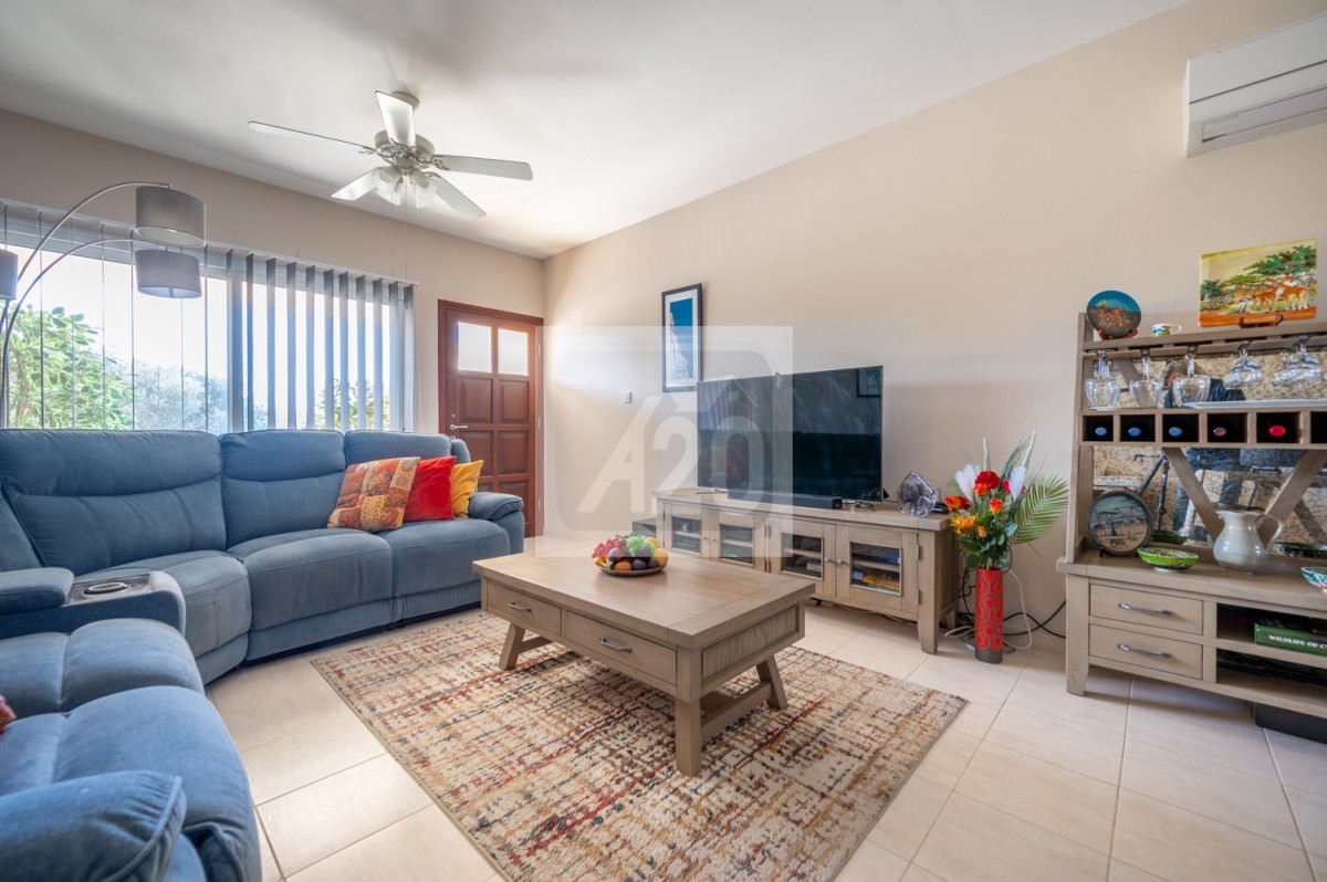 Polis, Polis Town House For Sale | 3110