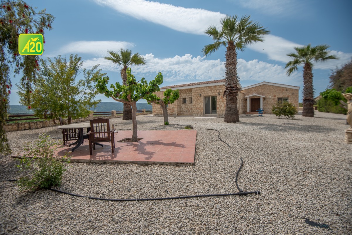Simou, Polis Detached Villa For Sale | 3114