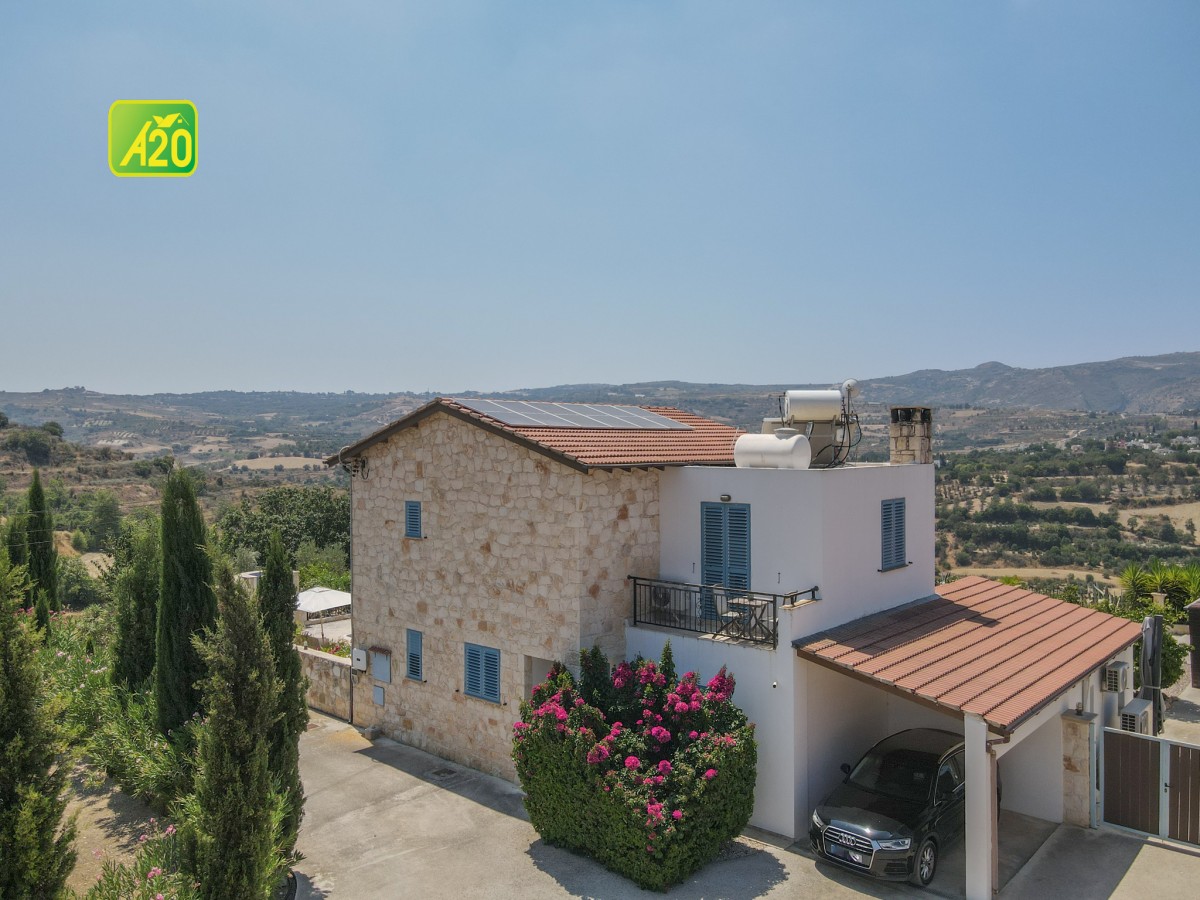 Giolou, Polis Detached Villa For Sale | 3137