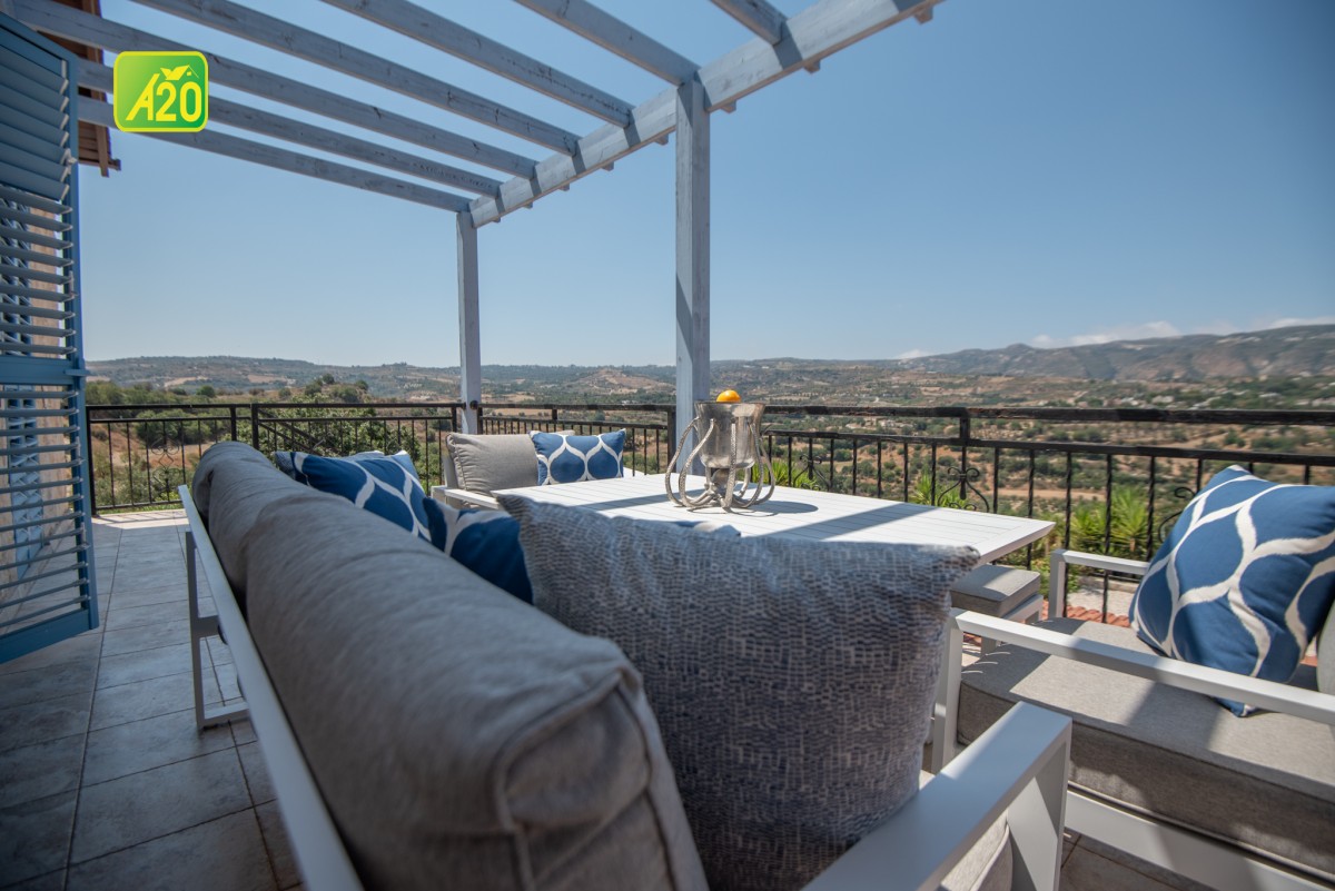 Giolou, Polis Detached Villa For Sale | 3137