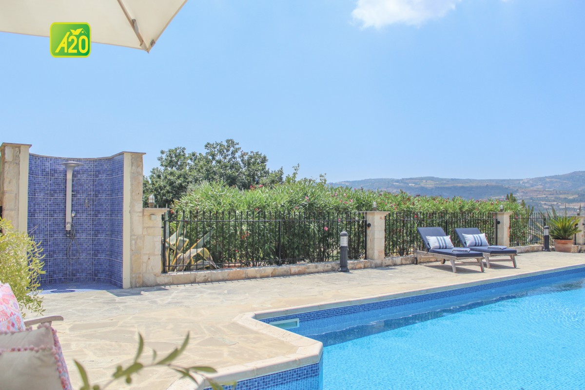 Giolou, Polis Detached Villa For Sale | 3137