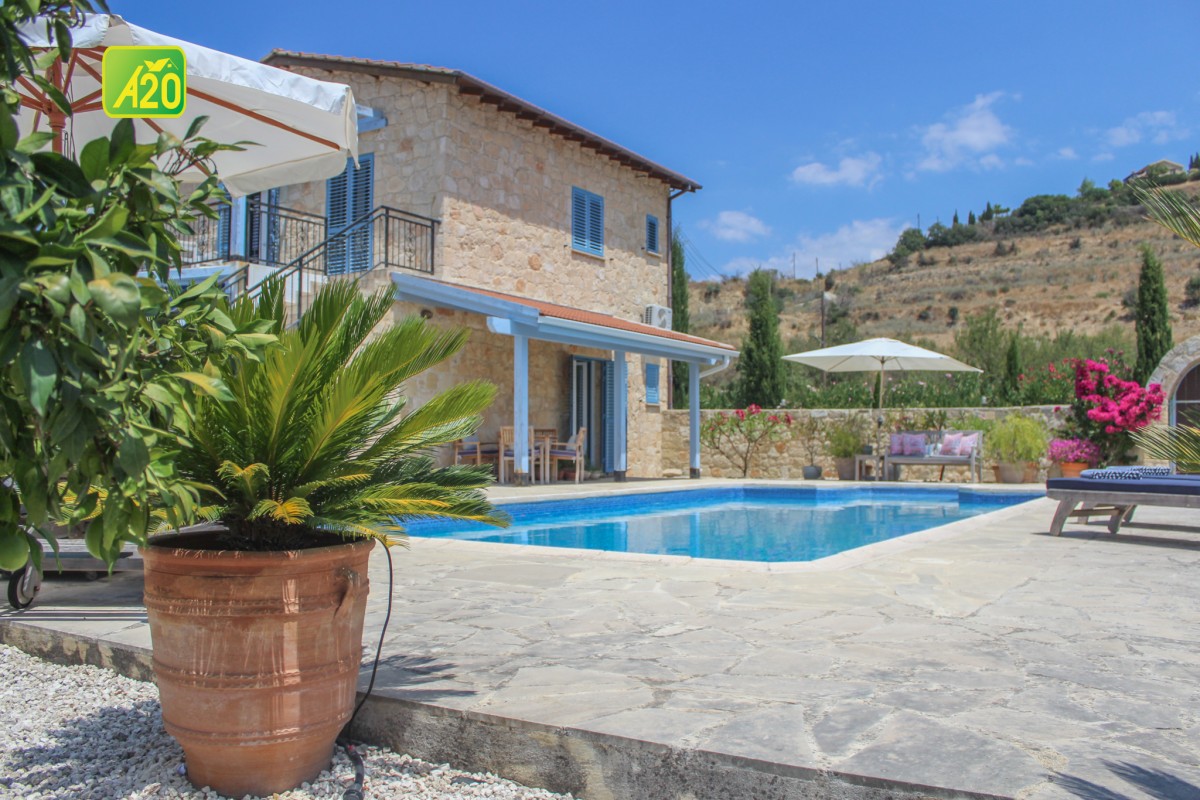Giolou, Polis Detached Villa For Sale | 3137