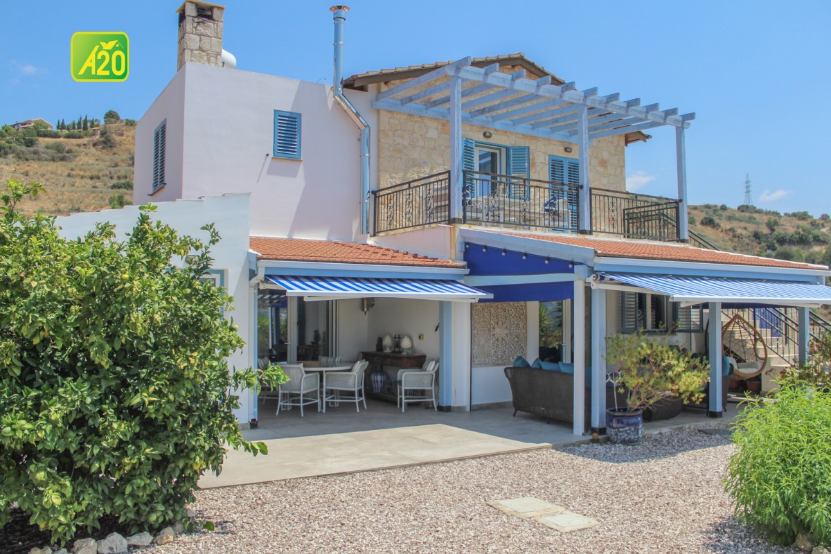 Giolou, Polis Detached Villa For Sale | 3137